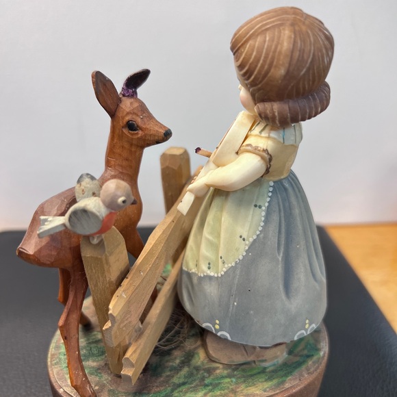 🇨🇭Vintage Music Box with Girl play violin,  Deer Bird & Fence - Picture 7 of 12